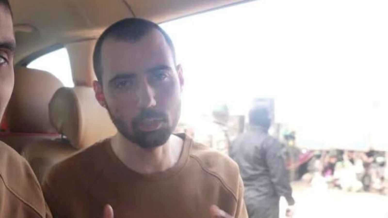 يتجولان داخل غزة.. حماس تنشر فيديو لرهينتين إسرائيليين