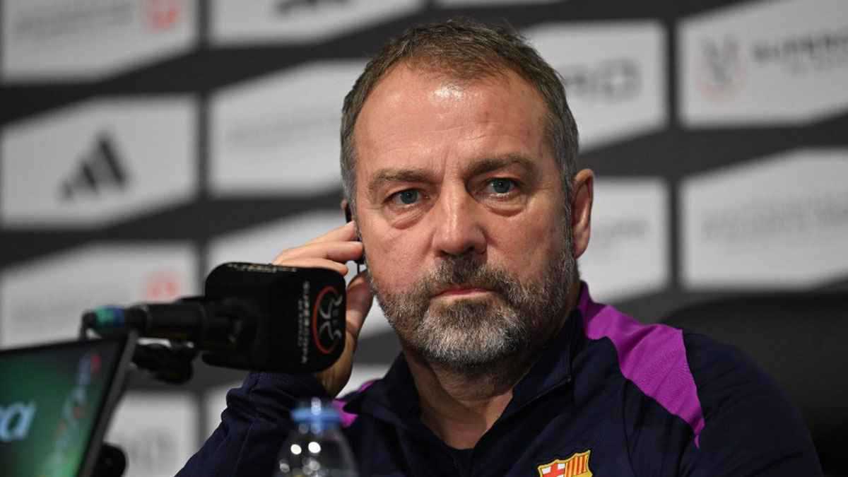 أول تعليق من فليك على اقتراب كانسيلو من الانضمام لبرشلونة