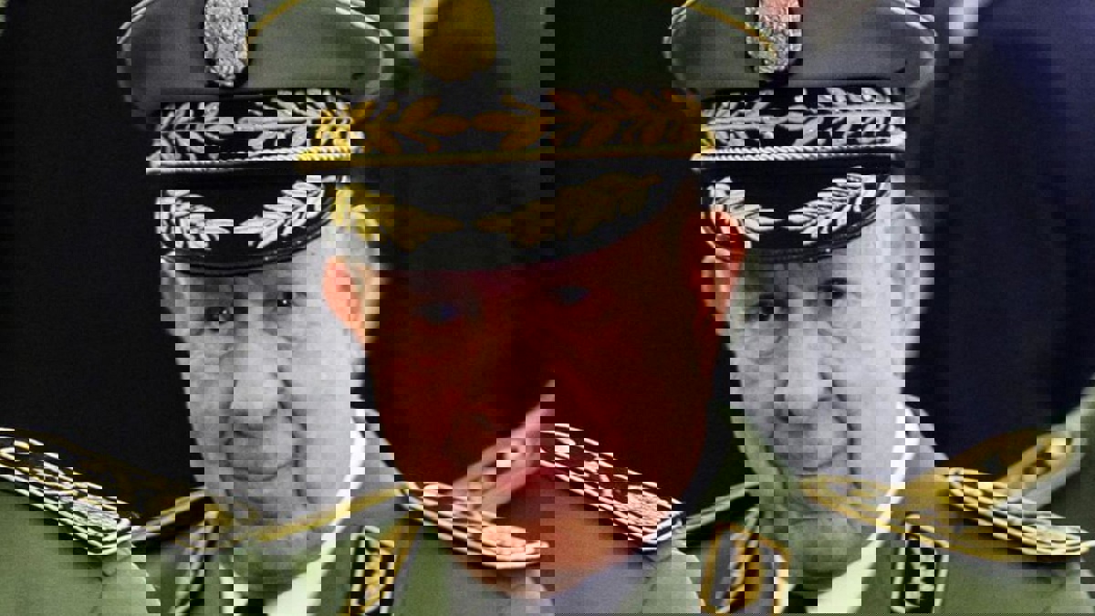 قائد الجيش الجزائري يزور الإمارات في أول زيارة خارجية