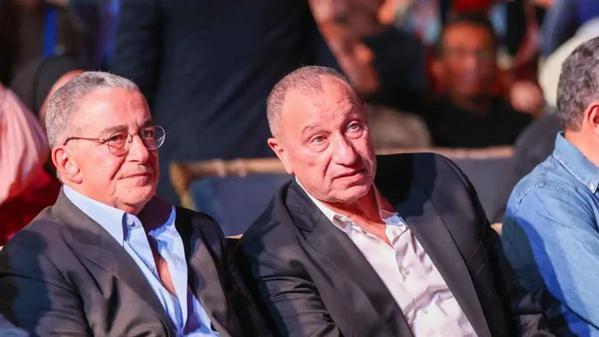 الأهلي يصدم جمهوره.. لماذا تحول اجتماع الغضب إلى جلسة ودية؟