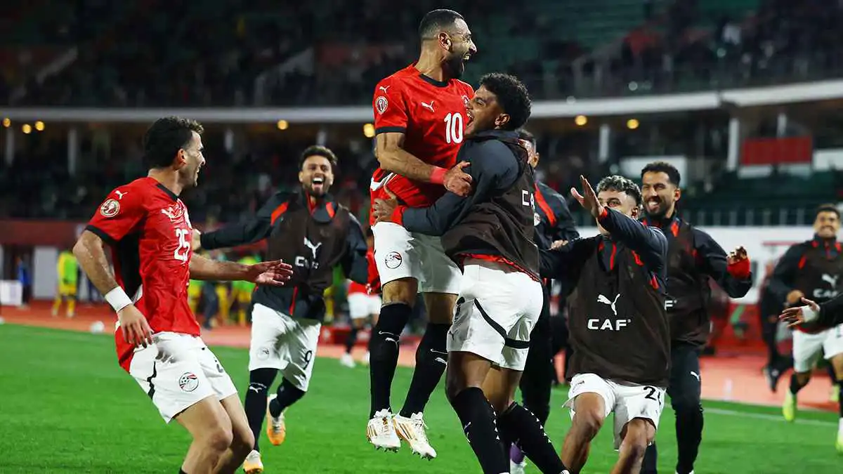 أول رد فعل من صلاح تجاه نجمي منتخب مصر المتألقين