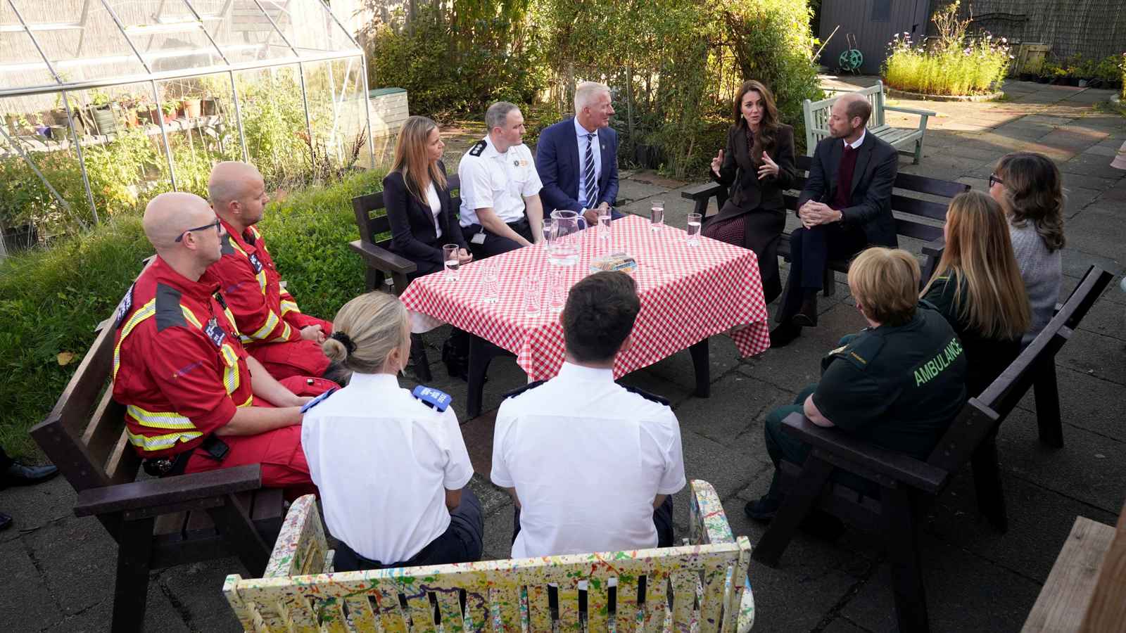 الأميرة كيت في أول زيارة علنية منذ انتهاء علاجها بـ"الكيماوي" (فيديو)