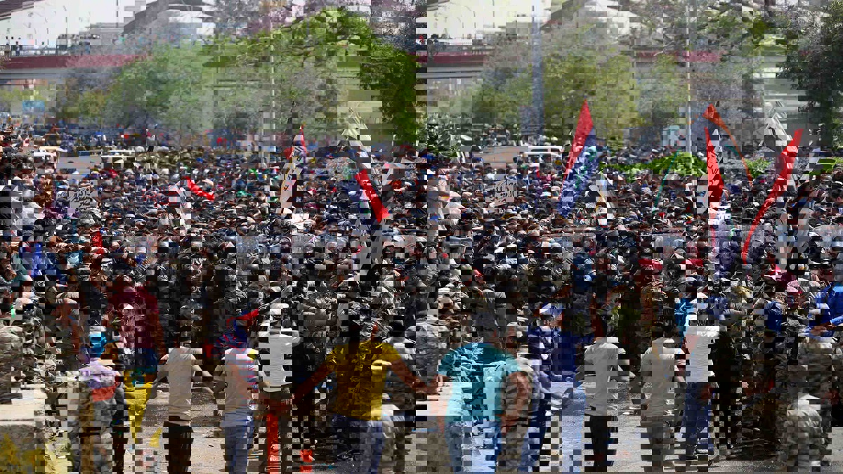 "جيل البوبجي" في العراق ينتفض لإثبات ذاته وتحقيق آماله