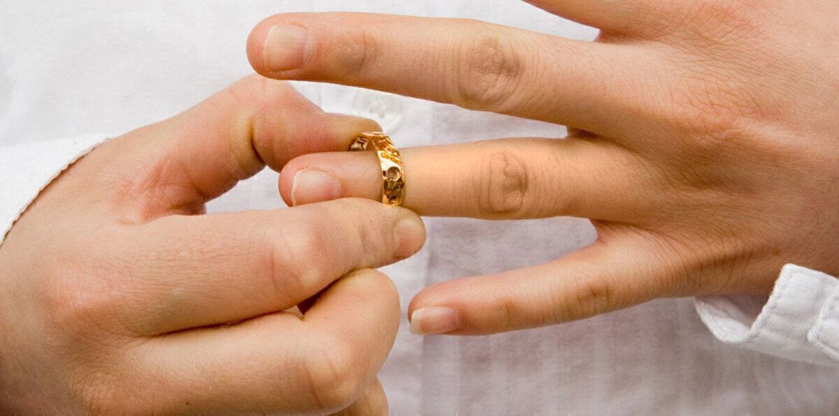 ارتفاع حالات الطلاق في مصر خلال أغسطس.. وهذا عدد عقود الزواج في المقابل