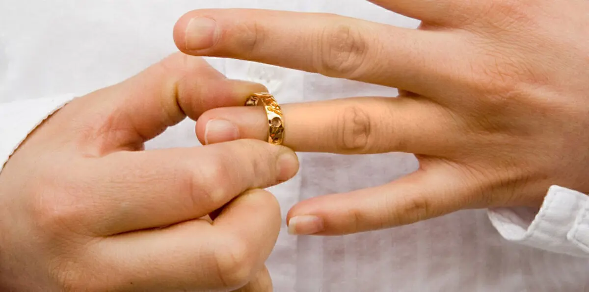 ارتفاع حالات الطلاق في مصر خلال أغسطس.. وهذا عدد عقود الزواج في المقابل