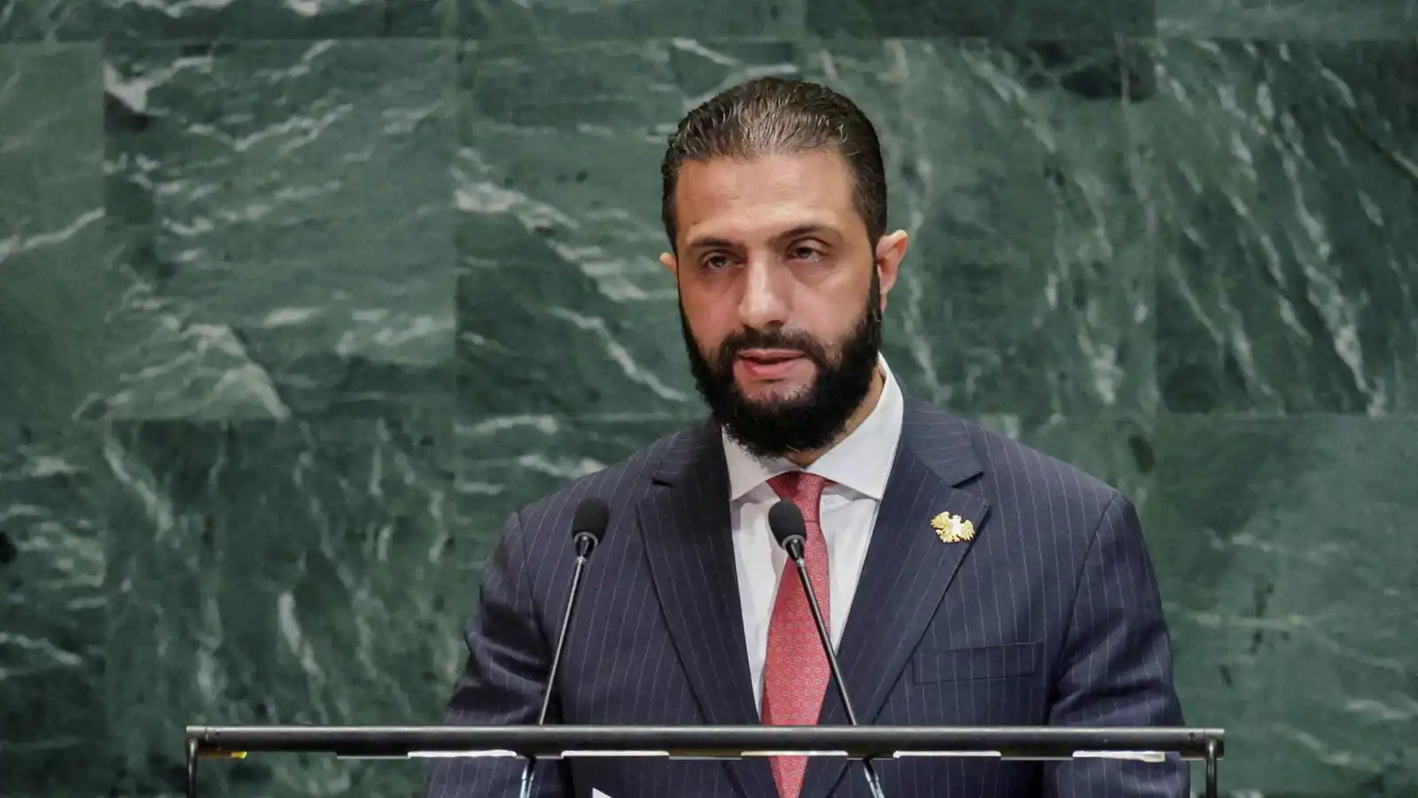 الرئاسة السورية تعلق على أنباء تعاون الشرع مع "التحالف الدولي ضد الإرهاب"