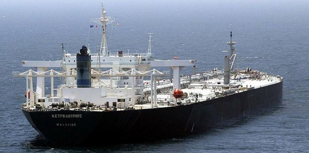 الاتحاد الأوروبي "سيتصرف" بشأن نقل روسيا وقود طائرات لسوريا