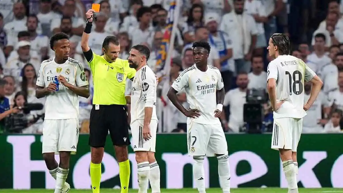 أثّر على النتيجة.. قرار كارثي من حكم مباراة ريال مدريد ومارسيليا (صور)