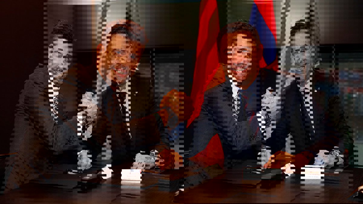 أخبار ريال مدريد وبرشلونة ويوفنتوس: عمالقة البريمييرليغ يطاردون نجم الملكي ونهاية الخلافات بين بارتوميو وبيكيه