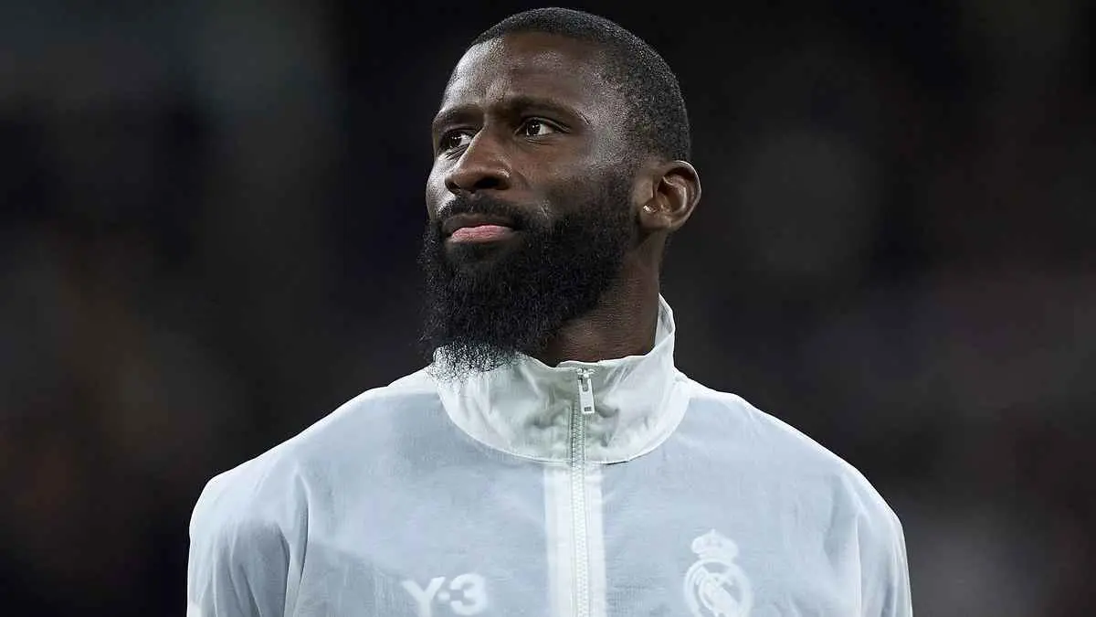 رد فعل استثنائي.. شاهد ما فعله روديغر بعد خسارة ريال مدريد (فيديو)