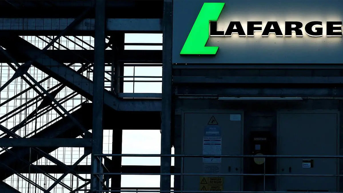 محكمة فرنسية تقر تهمًا ضد "لافارج" لتواطئها بجرائم ضد الإنسانية في سوريا