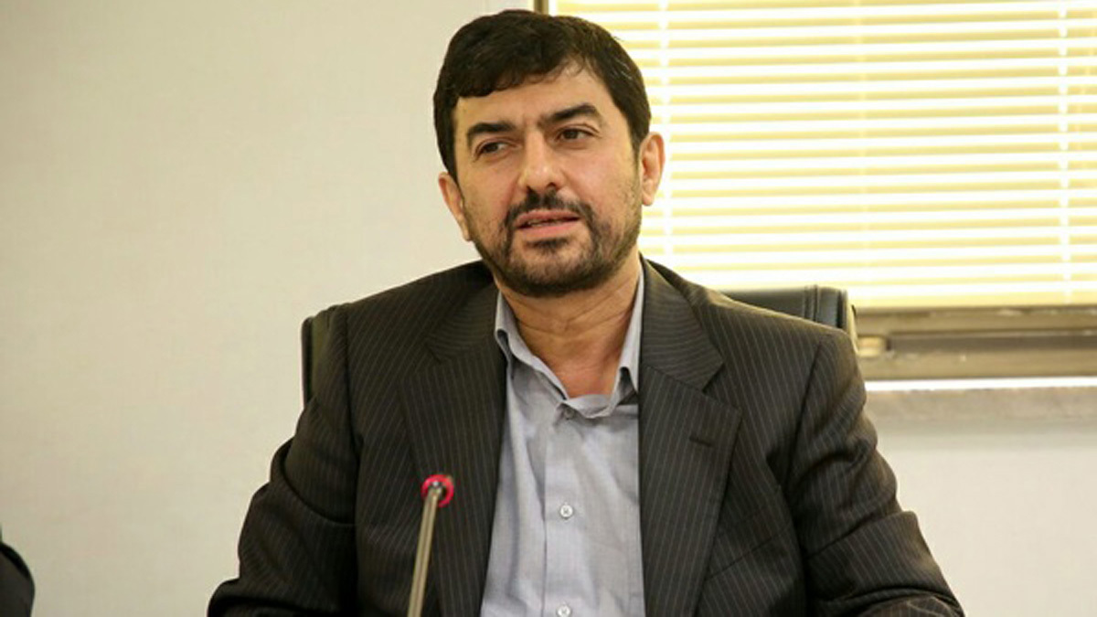 إيران تسمح بإنتاج الكحول مؤقتا لمواجهة كورونا