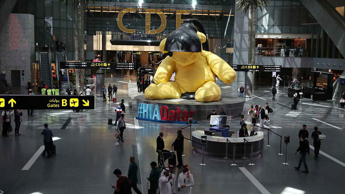 الدوحة: والدة الطفلة التي عثر عليها في مطار حمد من جنسية آسيوية