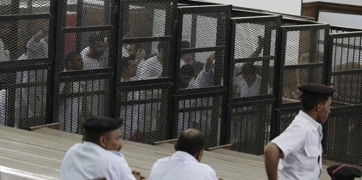 محكمة مصرية تبرئ 101 شخصاً من الانتماء لجماعة الإخوان