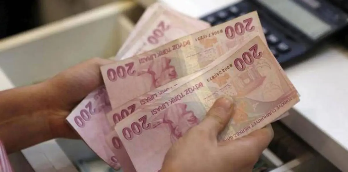 في محاولة لإنقاذ الاقتصاد التركي.. الدوحة وأنقرة توقعان اتفاقية لمبادلة العملات