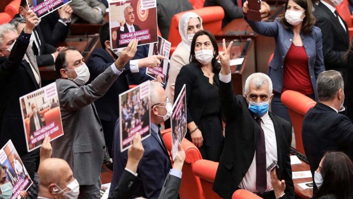 تركيا.. المحكمة الدستورية ترفض استئناف نائب معارض قرار إسقاط عضويته‎ في البرلمان