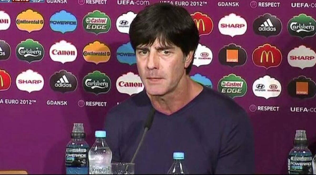 مدرب المانشافت يرفض تدريب مانشيستر يونايتد