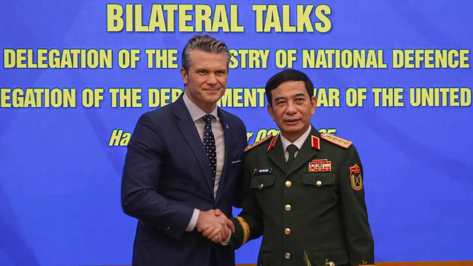 وزير الدفاع الأمريكي: نسعى لتعزيز التعاون العسكري مع فيتنام