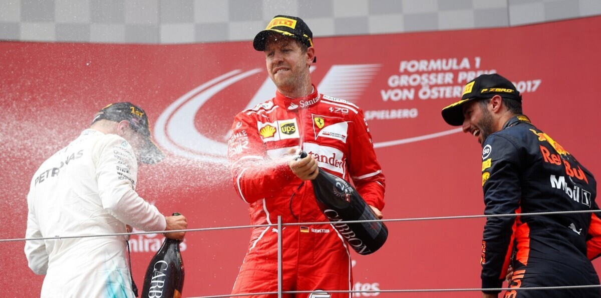 بوتاس يتفوق على فيتل ويفوز بسباق جائزة النمسا