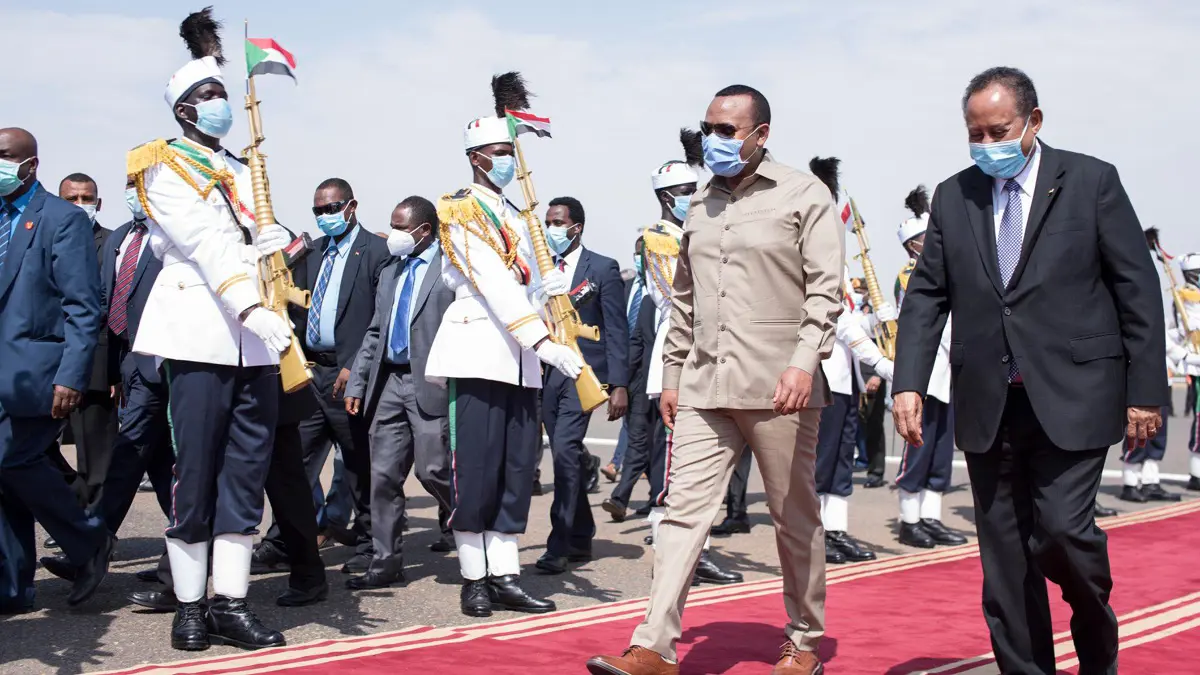 آبي أحمد يزور الخرطوم وسط الخلافات بشأن سد النهضة