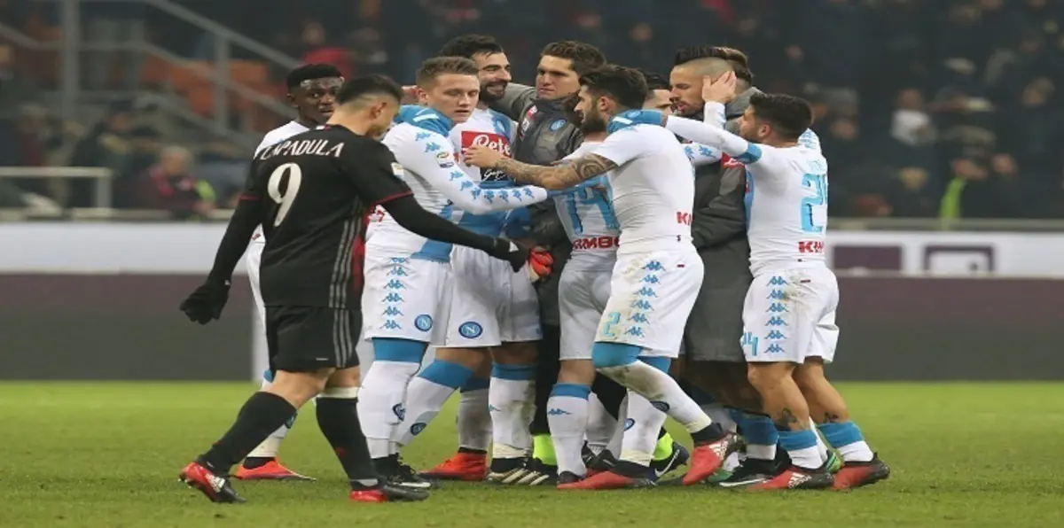 نابولي يحرم لاعبيه من البيتزا قبل لقاء ريال مدريد