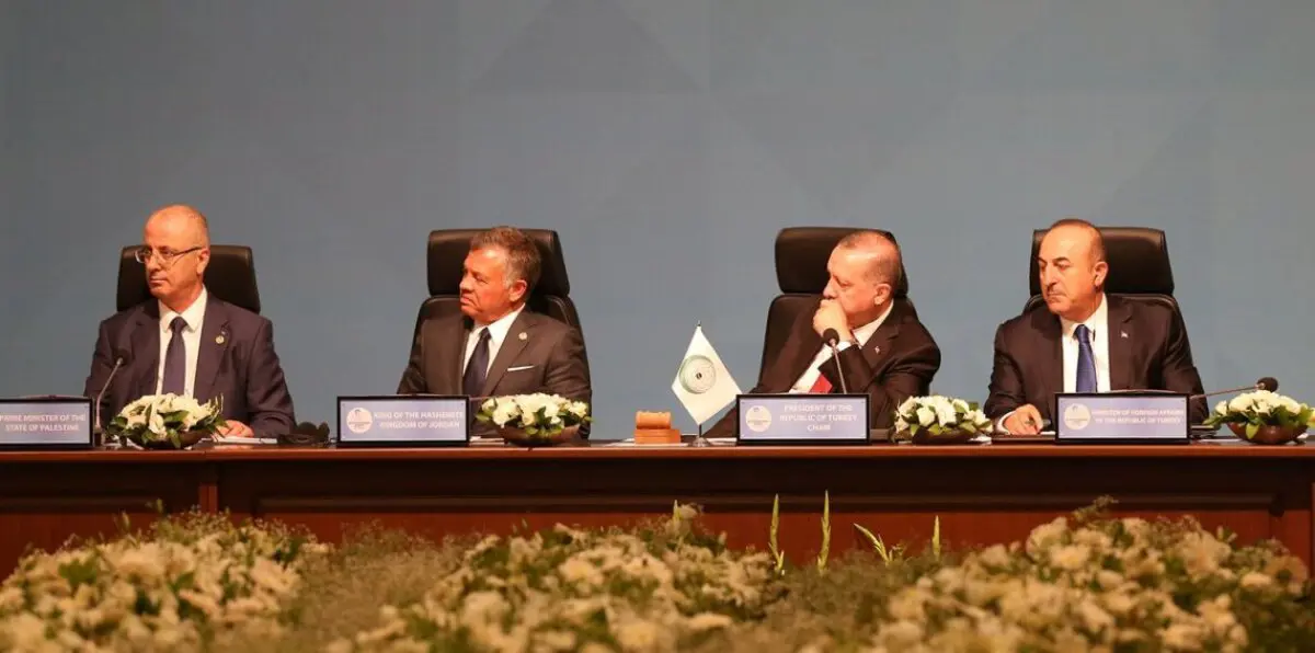 العاهل الأردني وأشقاؤه في اسطنبول.. ما الرسالة المراد إيصالها؟