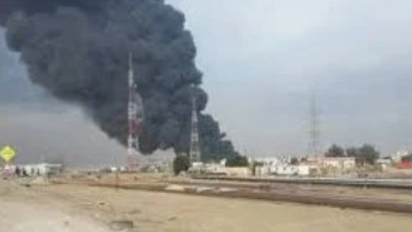 العراق يعلن السيطرة على حريق في حقل الرميلة النفطي