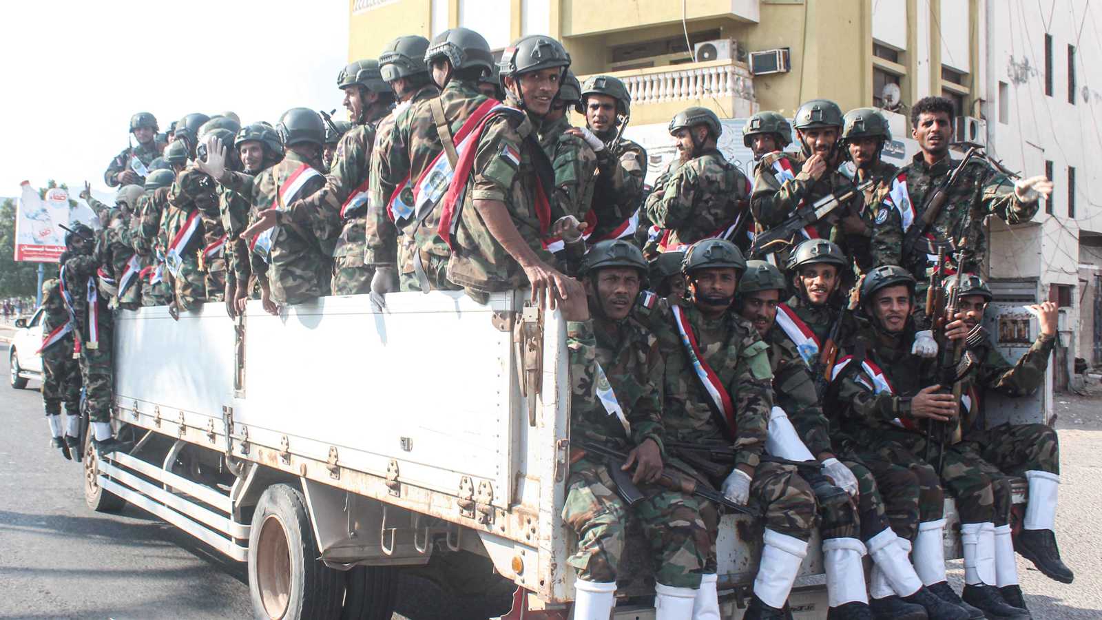 اليمن.. القوات الجنوبية تسيطر على المهرة وتنتشر في وادي حضرموت