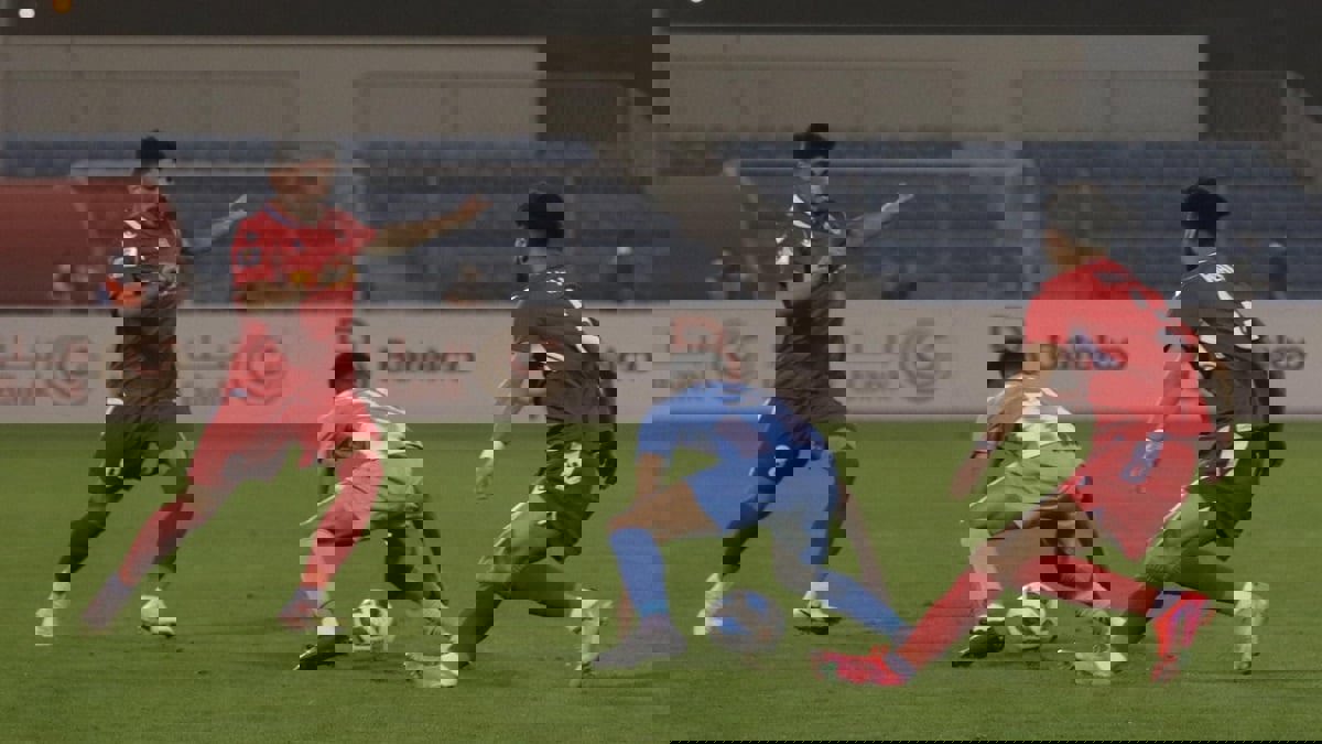 إصابة السوري عبدالرحمن بركات لاعب المحرق البحريني بقطع في الرباط الصليبي