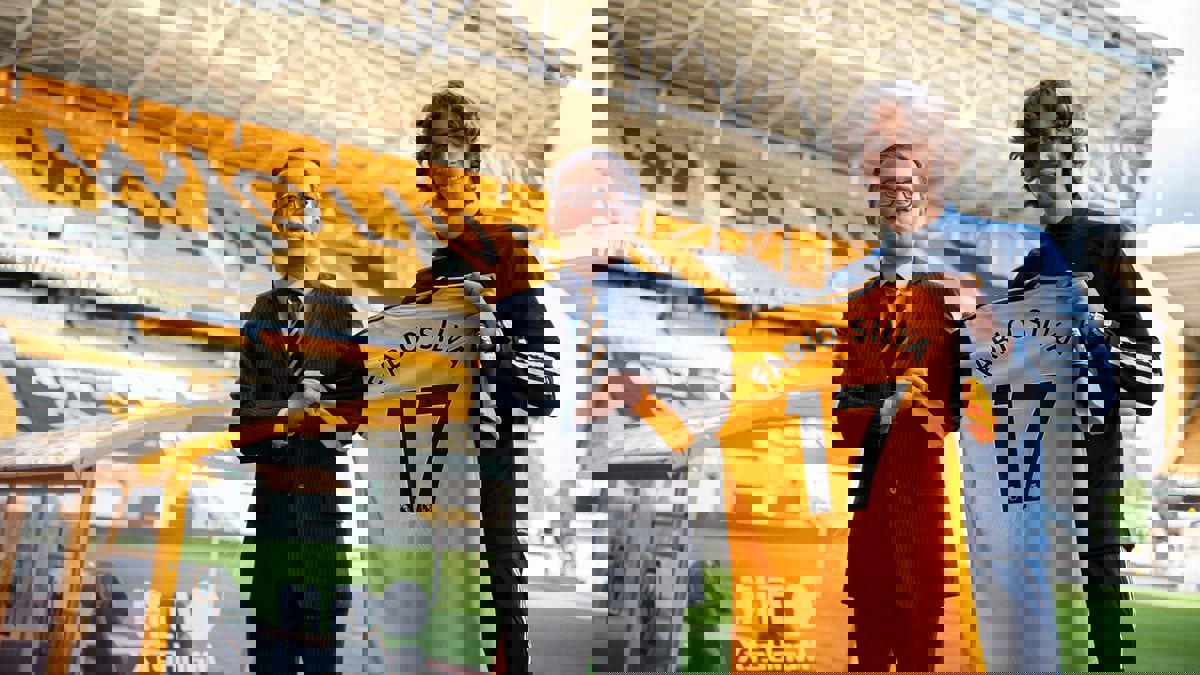 وولفرهامبتون يحطم رقمه القياسي في الميركاتو بضم فابيو سيلفا