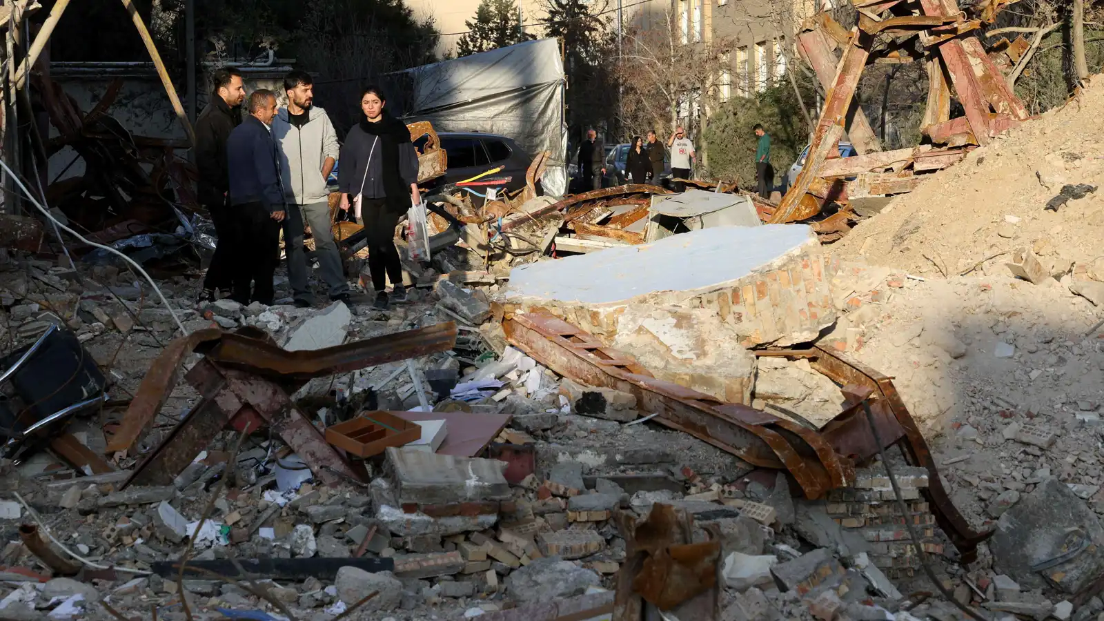 "الساعة الصفر" في باكستان.. اتفاق تاريخي مع إيران أم انفجار؟