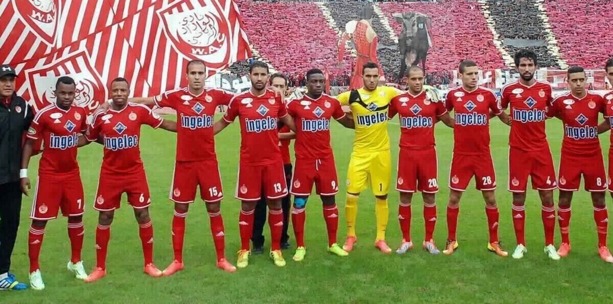 الوداد يهزم أسفي ويتوج بلقب الدوري المغربي قبل جولتين من النهاية