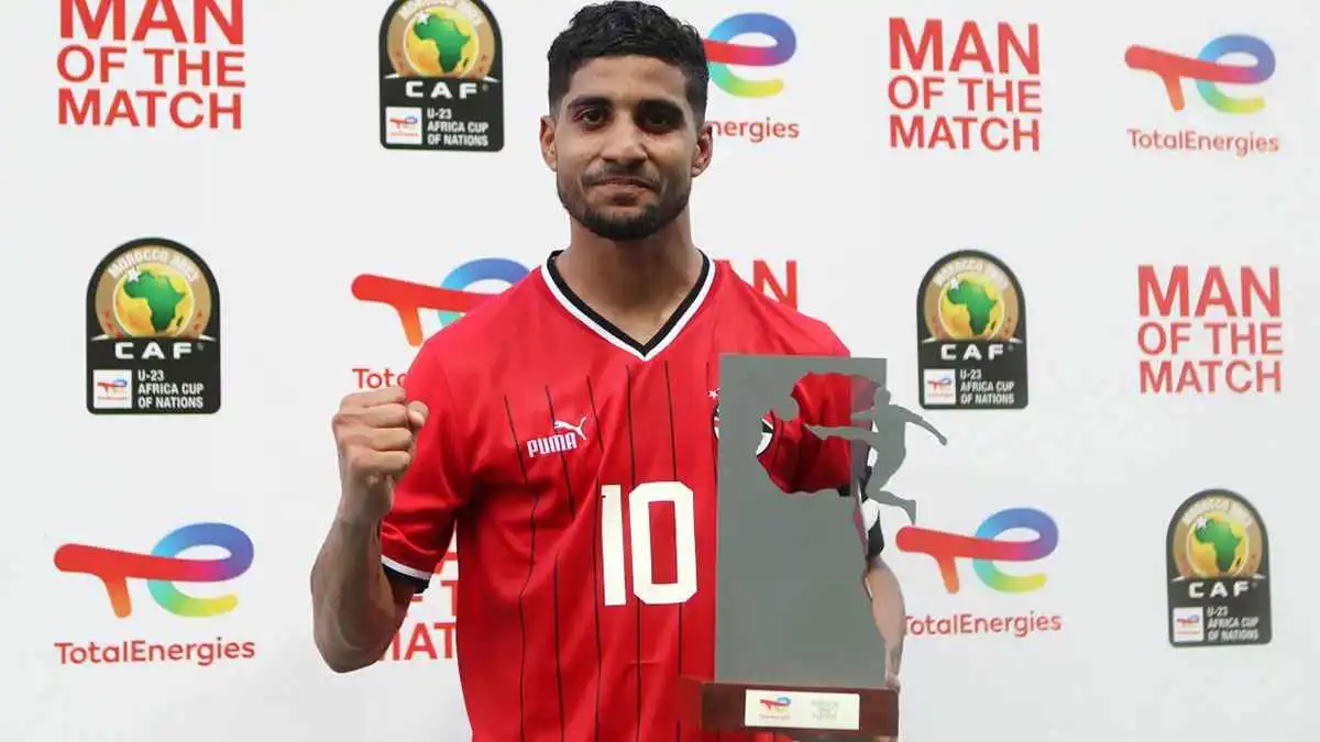 سيذهب هدية إلى الأهلي.. تعليق مثير من نجم الزمالك حول إبراهيم عادل (فيديو)