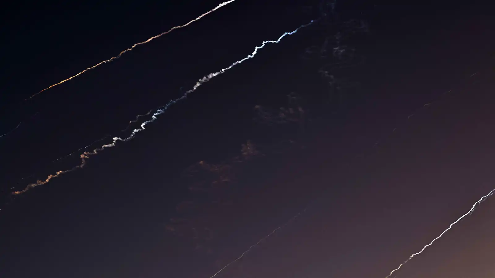 مئات من الصواريخ والمسيرات الإيرانية.. إسرائيل تستنفر للسيناريو الأكثر رعبًا