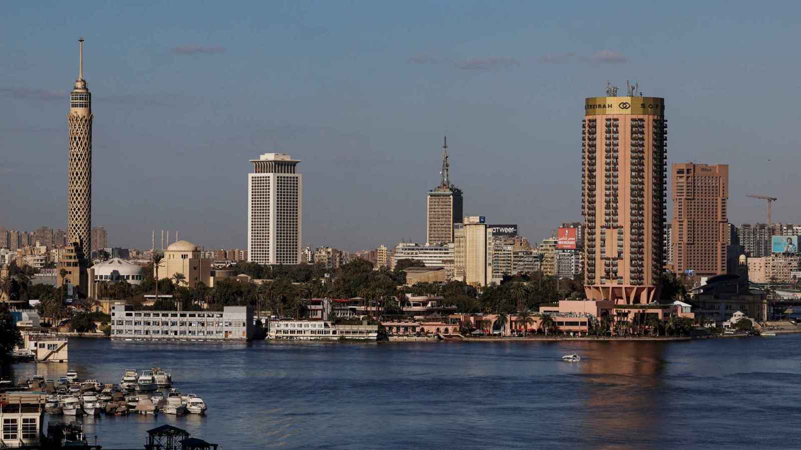 بعد ساعات من واقعة سوهاج.. انتحار طالبة في القاهرة