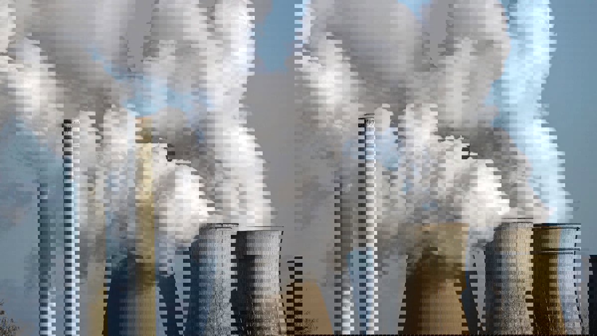 تقرير: الارتفاع المثير للقلق بانبعاثات الوقود الأحفوري يهدد الأهداف المناخية