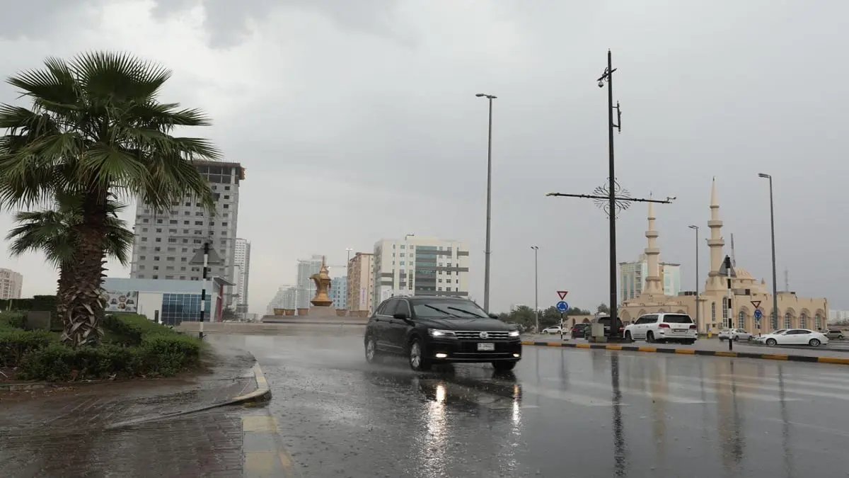 "أدنوك" تغلق عملياتها في ميناء الفجيرة بسبب "أمطار استثنائية"