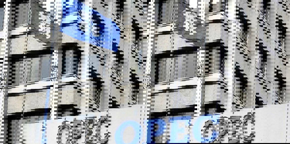 توقعات بعودة "أوبك" إلى خفض إنتاج النفط في 2019