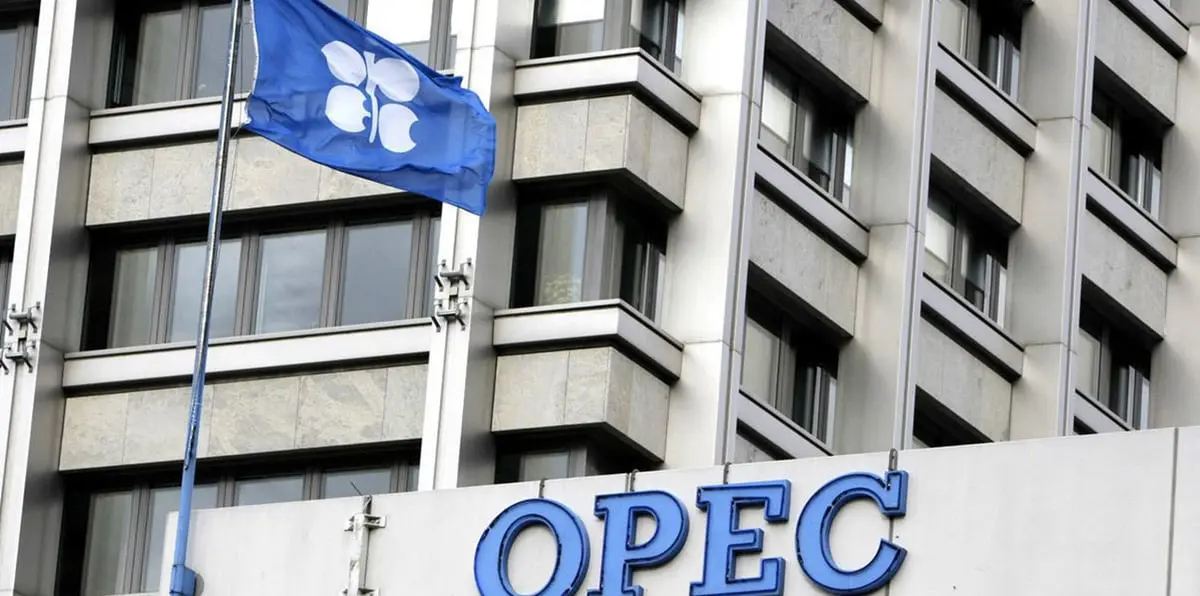 توقعات بعودة "أوبك" إلى خفض إنتاج النفط في 2019