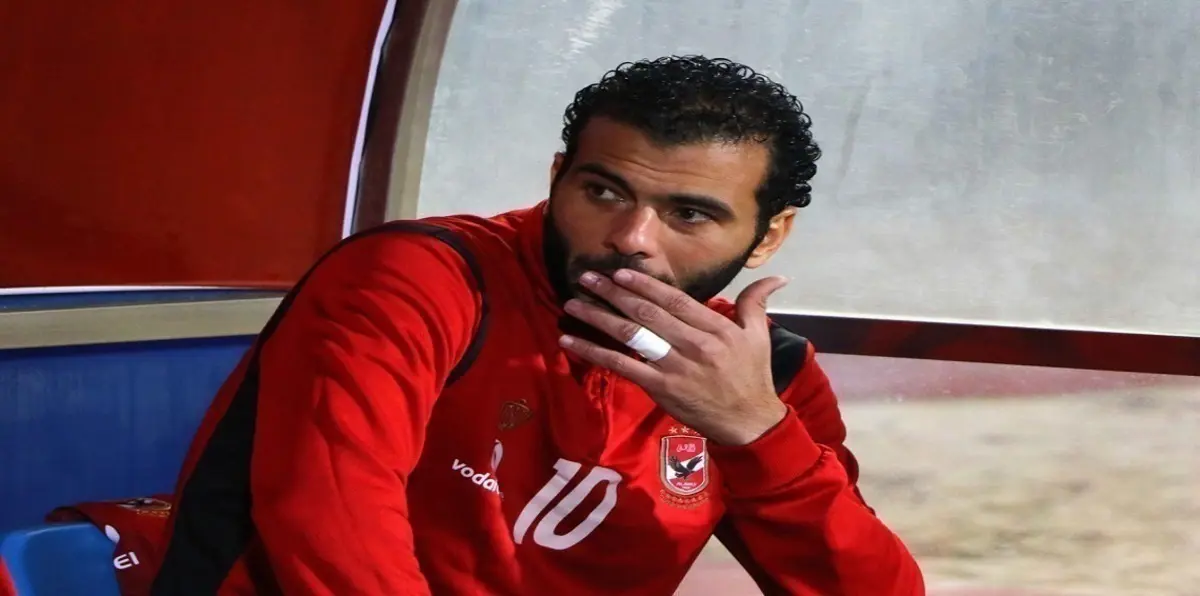 "ميدو" يحرّض مهاجم النادي الأهلي المصري على الرحيل (فيديو)