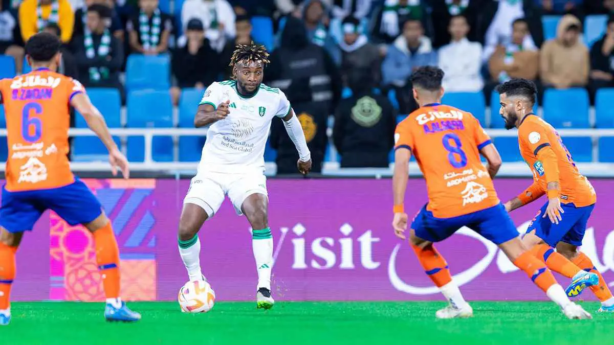 الأهلي السعودي قد يتلقى دفعة قوية في الميركاتو الشتوي