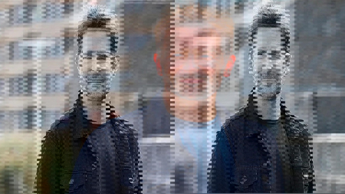 بعد نزاعهما.. برادلي كوبر وإيرينا شايك يتقاسمان حضانة ابنتهما