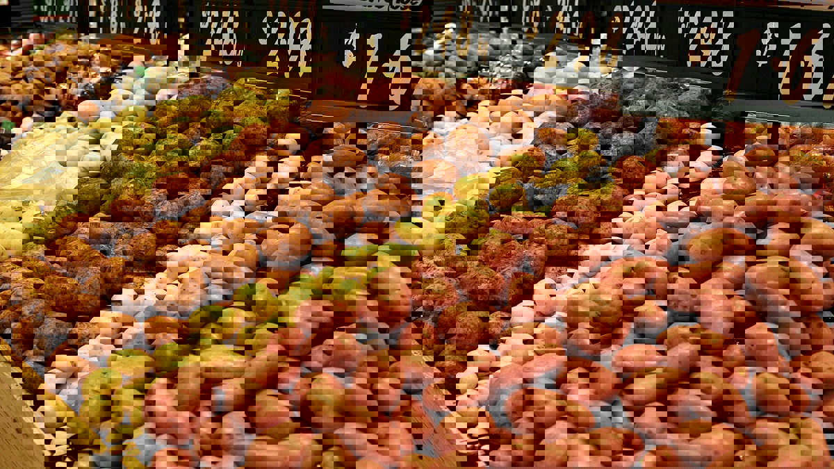 تونس.. مطالب بالتحقيق في صفقة البطاطا التركية "الفاسدة"