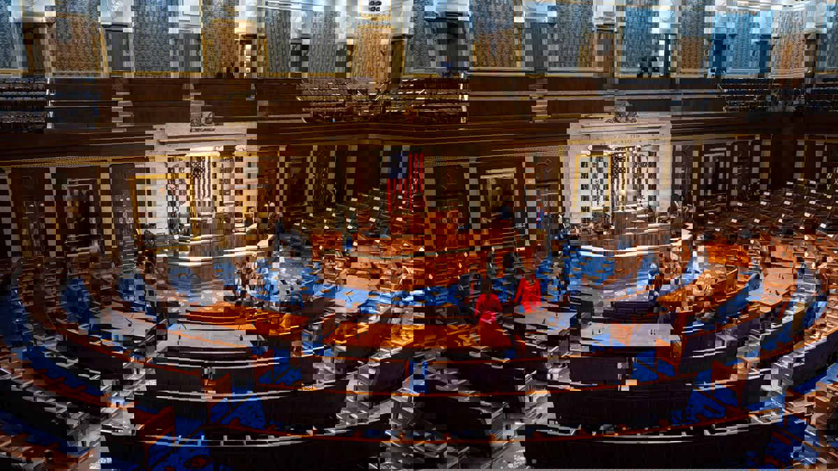 النواب الأمريكي يتبنى إجراء لتمويل طارئ تجنبًا للإغلاق