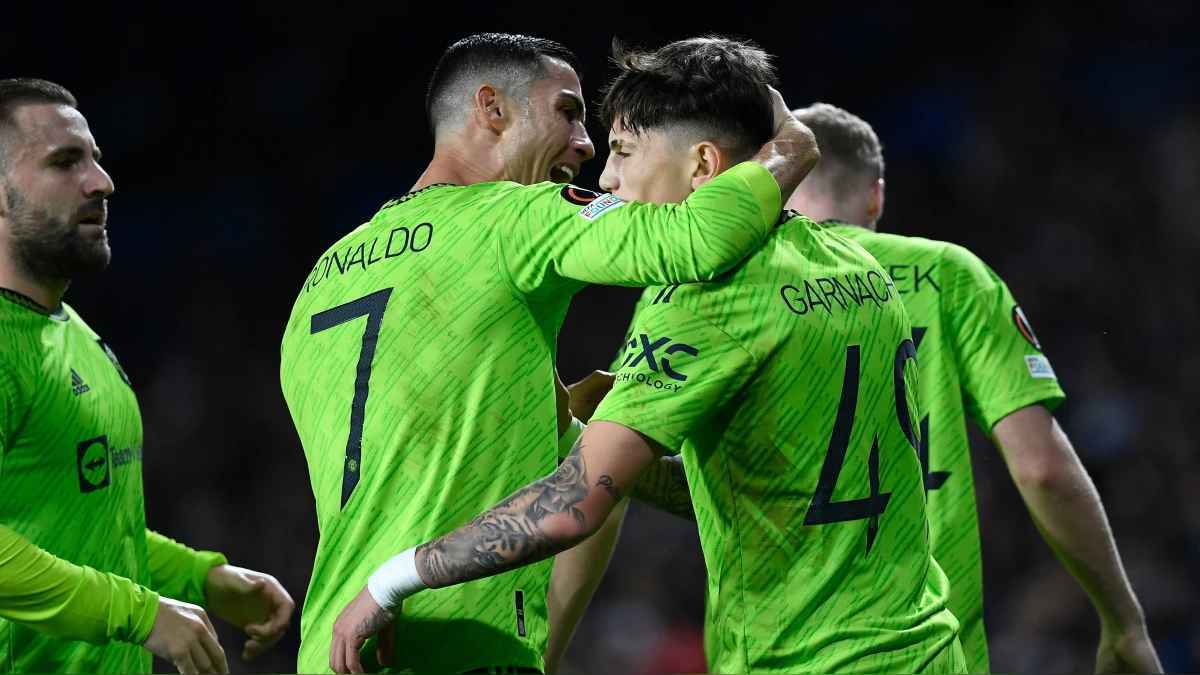 "صوت كريستيانو رونالدو" ينقذ نجم مانشستر يونايتد من أزمته