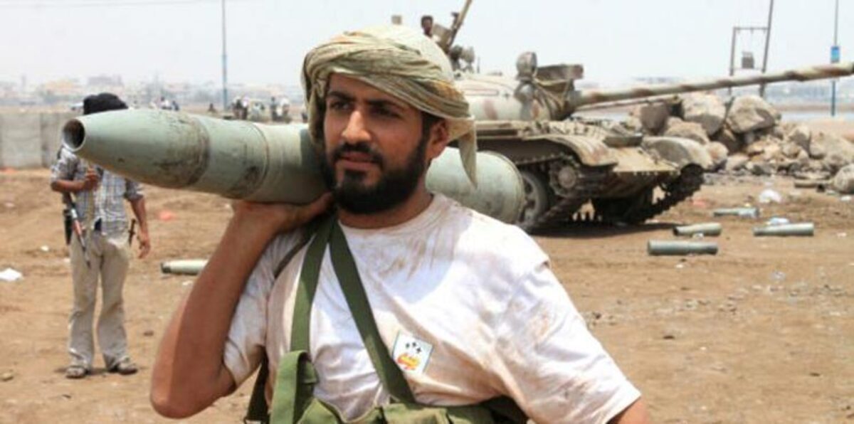 قوات هادي تجتاز ألغام الحوثيين وتدخل محافظة تعز