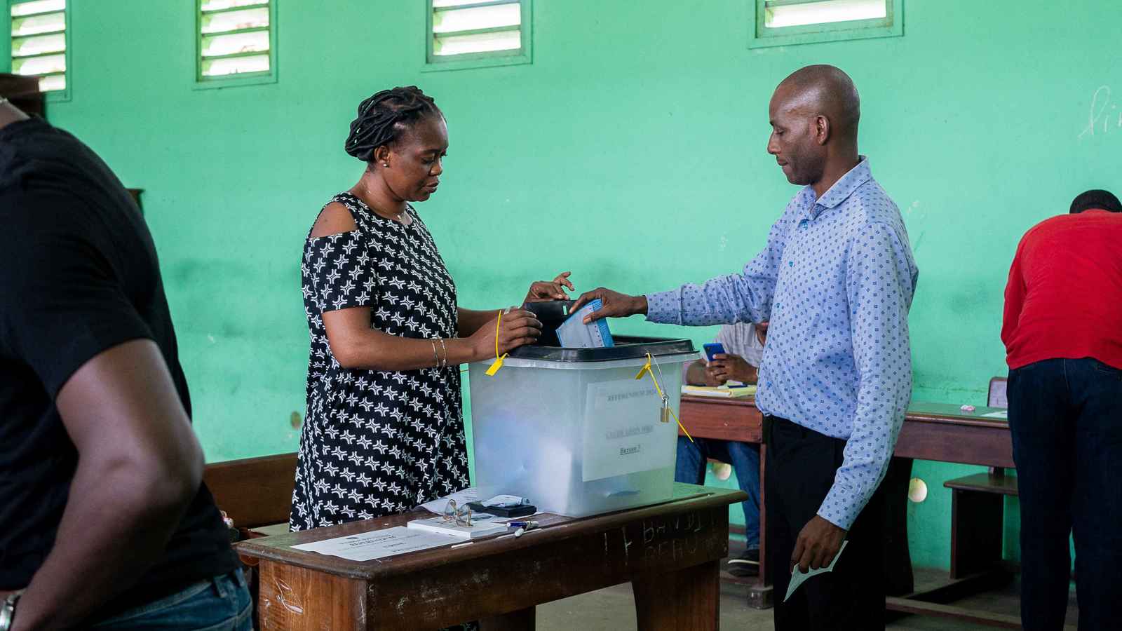 4 مرشحين يتنافسون على رئاسة الغابون.. من الأوفر حظاً؟