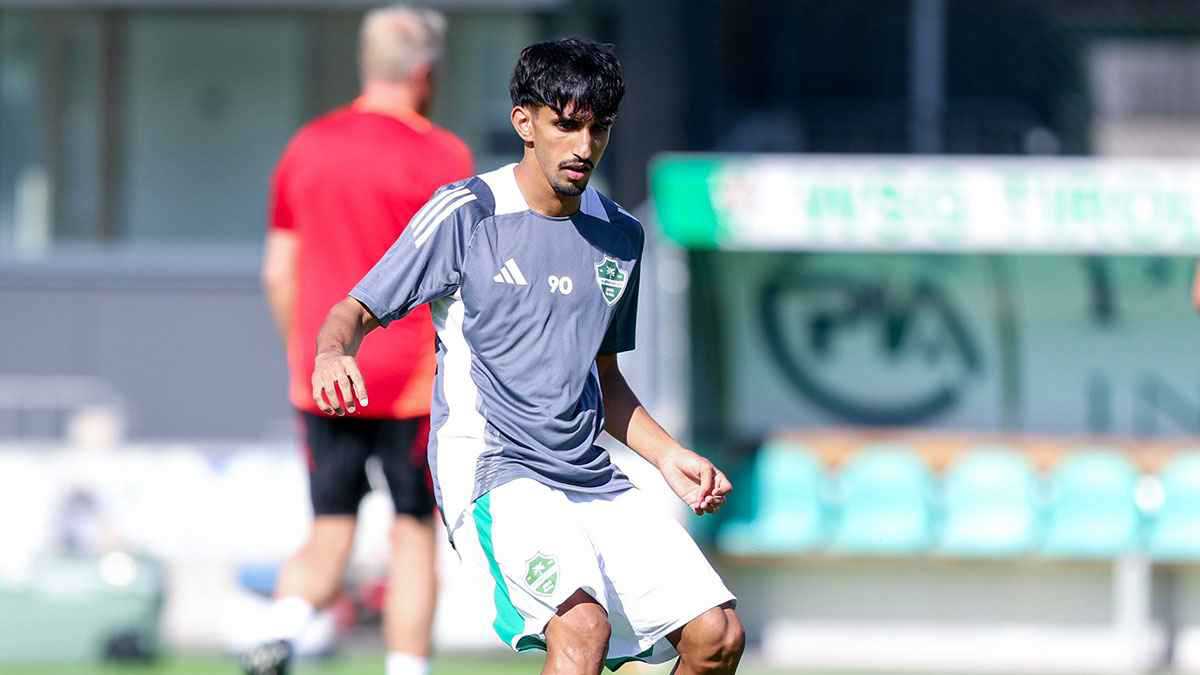 القادسية يوجه "ضربة موجعة" للأهلي السعودي