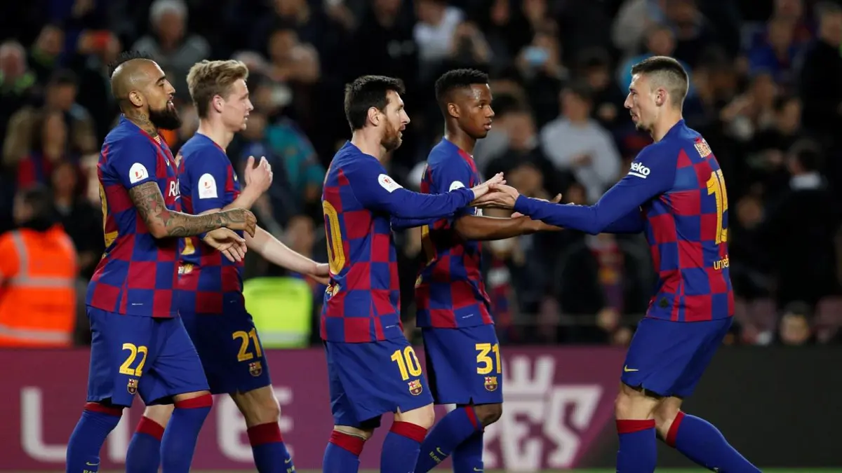 برشلونة يطالب لاعبيه مساعدته ماليا للتغلب على آثار فيروس كورونا