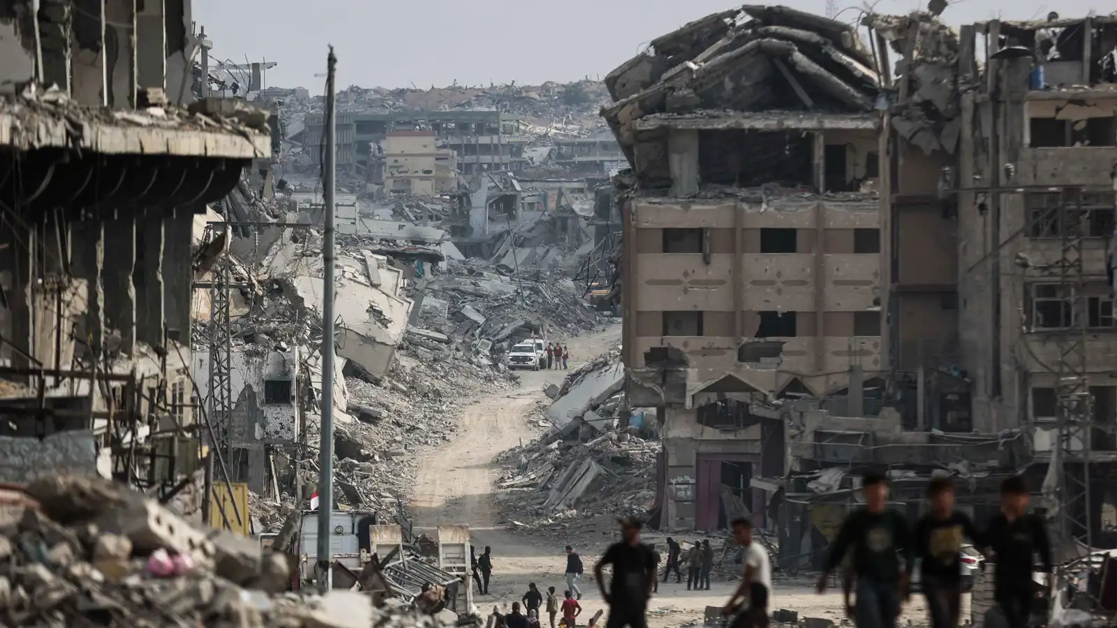 غارات وقصف مدفعي إسرائيلي على حيي الشجاعية والتفاح